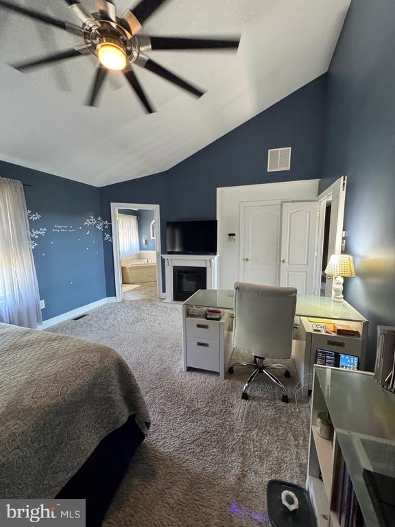 120 KARENLYNN DRIVE
