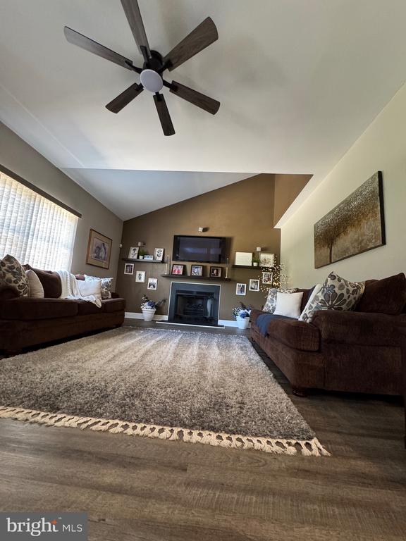 120 KARENLYNN DRIVE