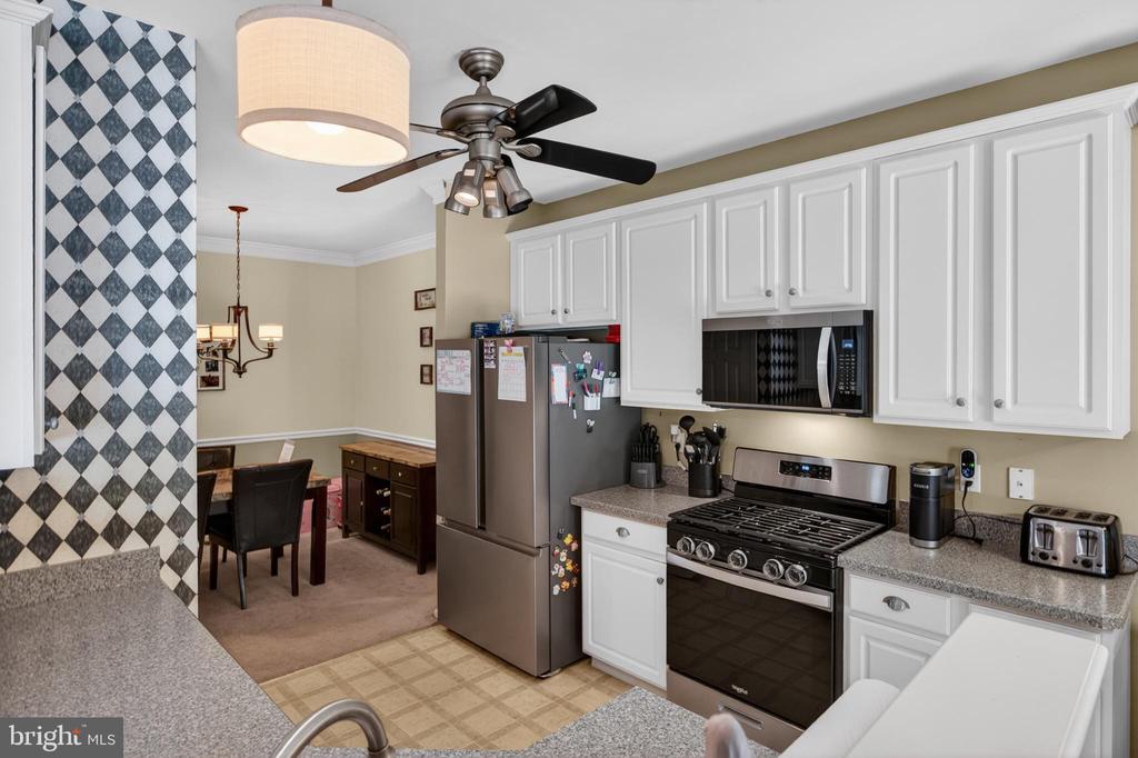 116 RITTENHOUSE DRIVE