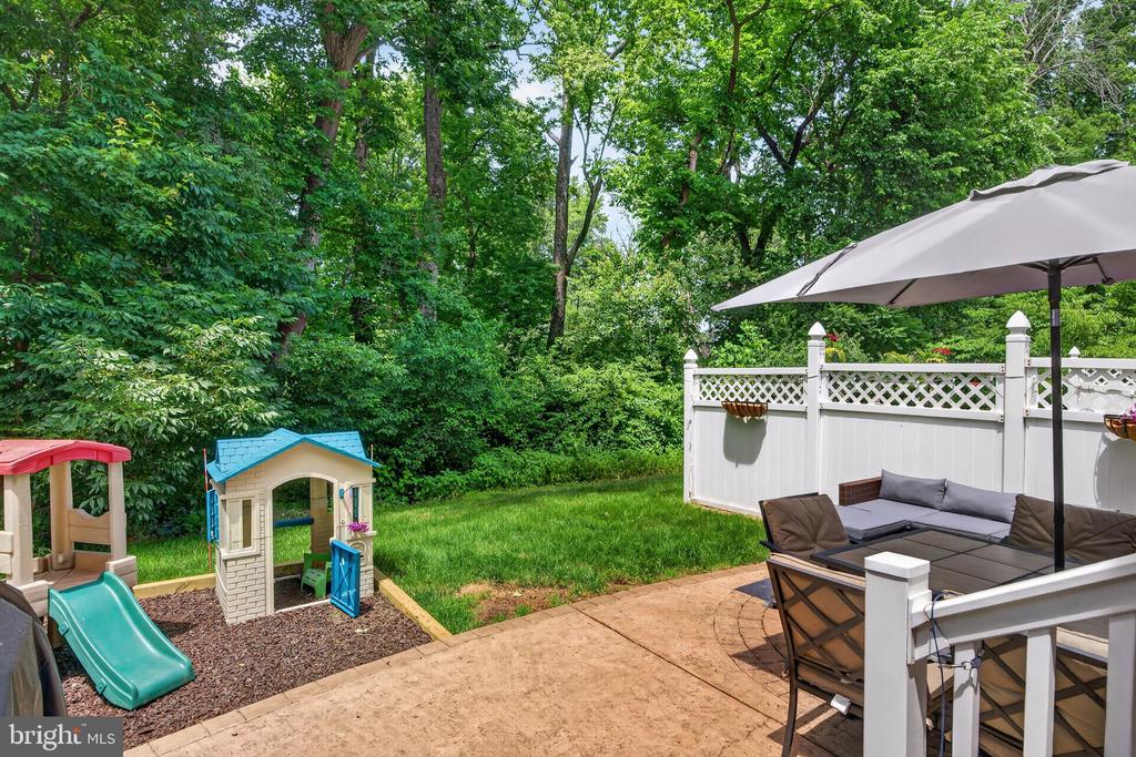 116 RITTENHOUSE DRIVE
