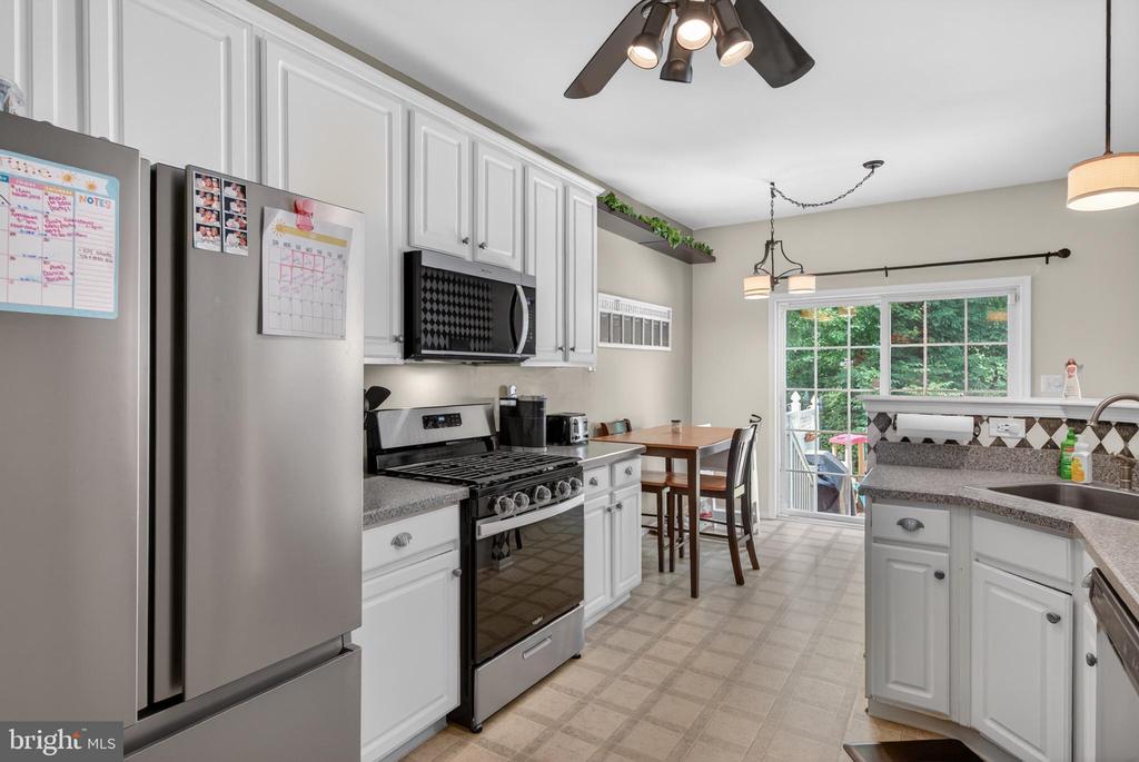 116 RITTENHOUSE DRIVE
