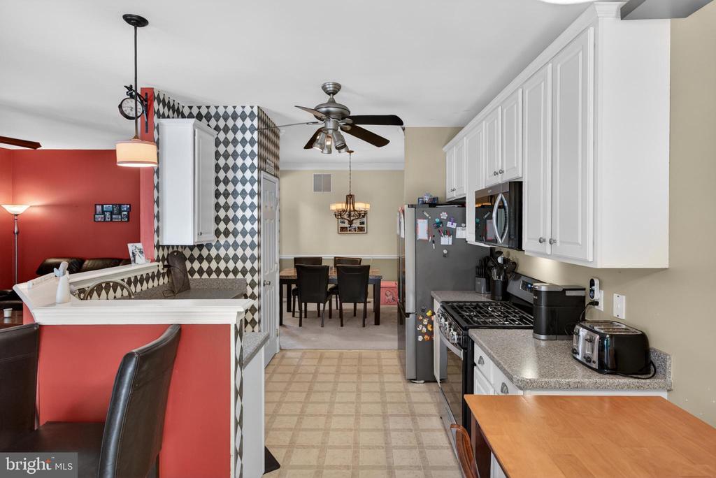 116 RITTENHOUSE DRIVE