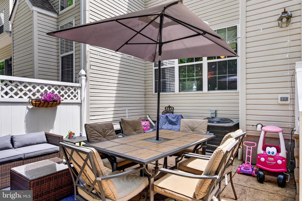 116 RITTENHOUSE DRIVE