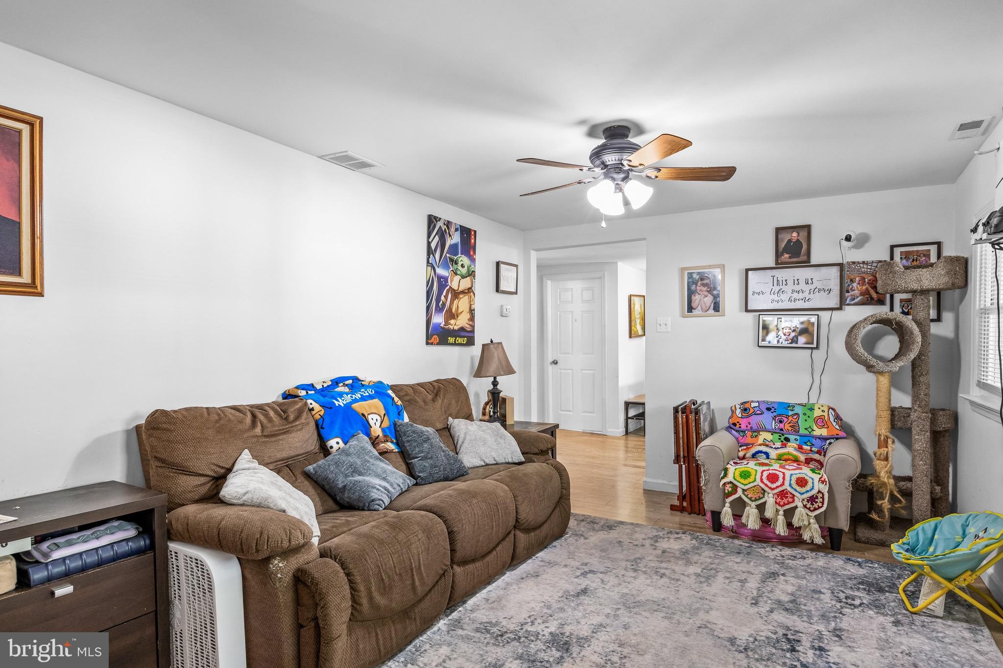 59 W 1ST AVENUE