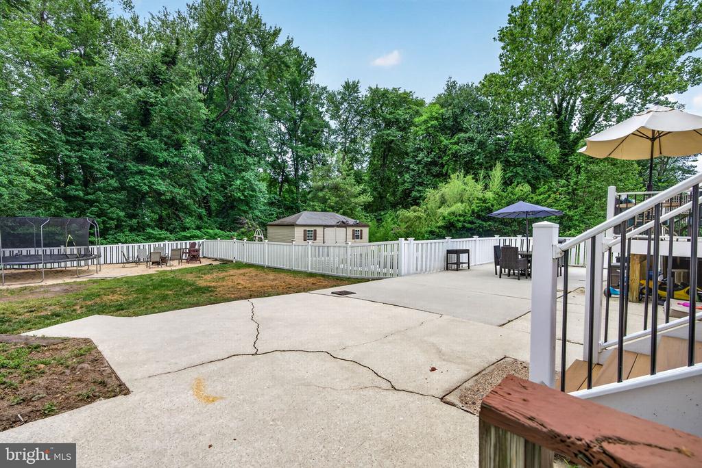 46 GREENWOOD DRIVE