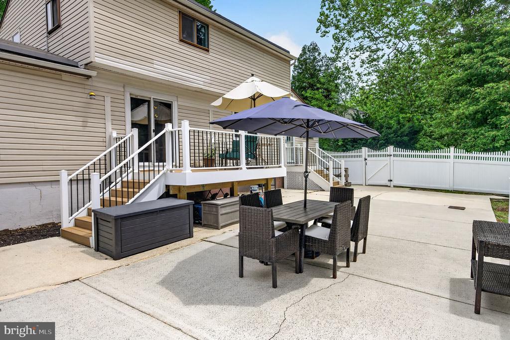 46 GREENWOOD DRIVE