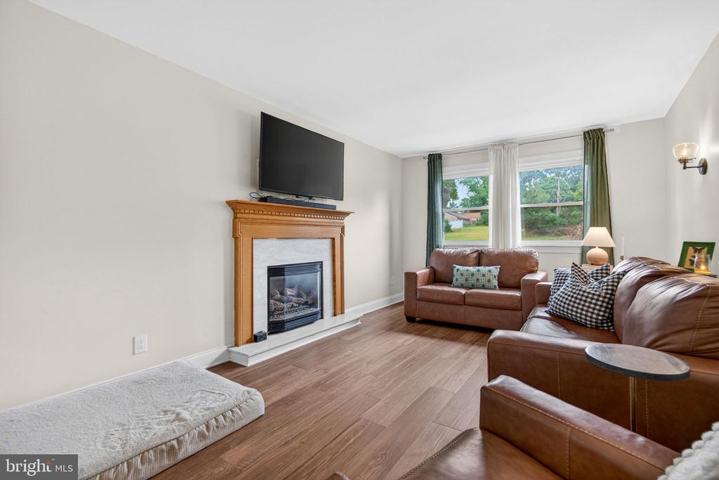 46 GREENWOOD DRIVE