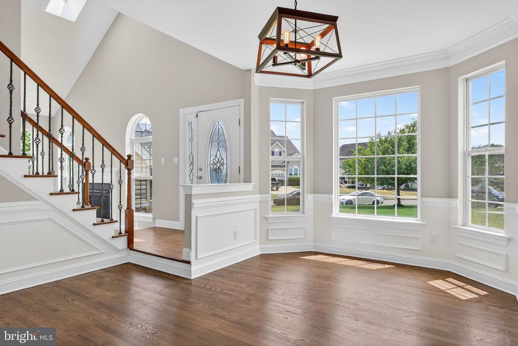 323 KESWICK DRIVE
