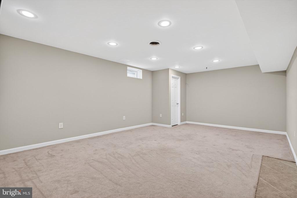 323 KESWICK DRIVE