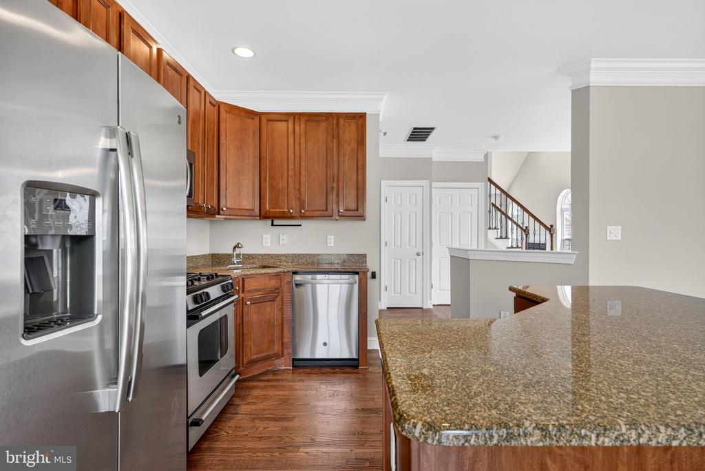 323 KESWICK DRIVE