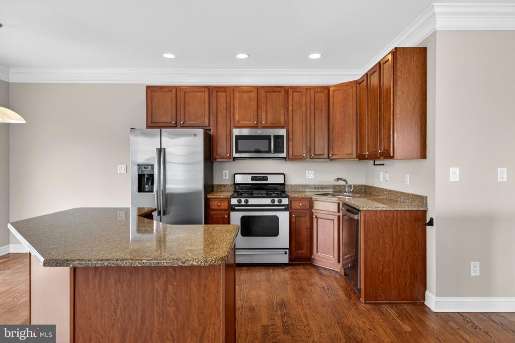 323 KESWICK DRIVE