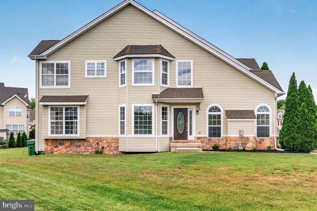 323 KESWICK DRIVE
