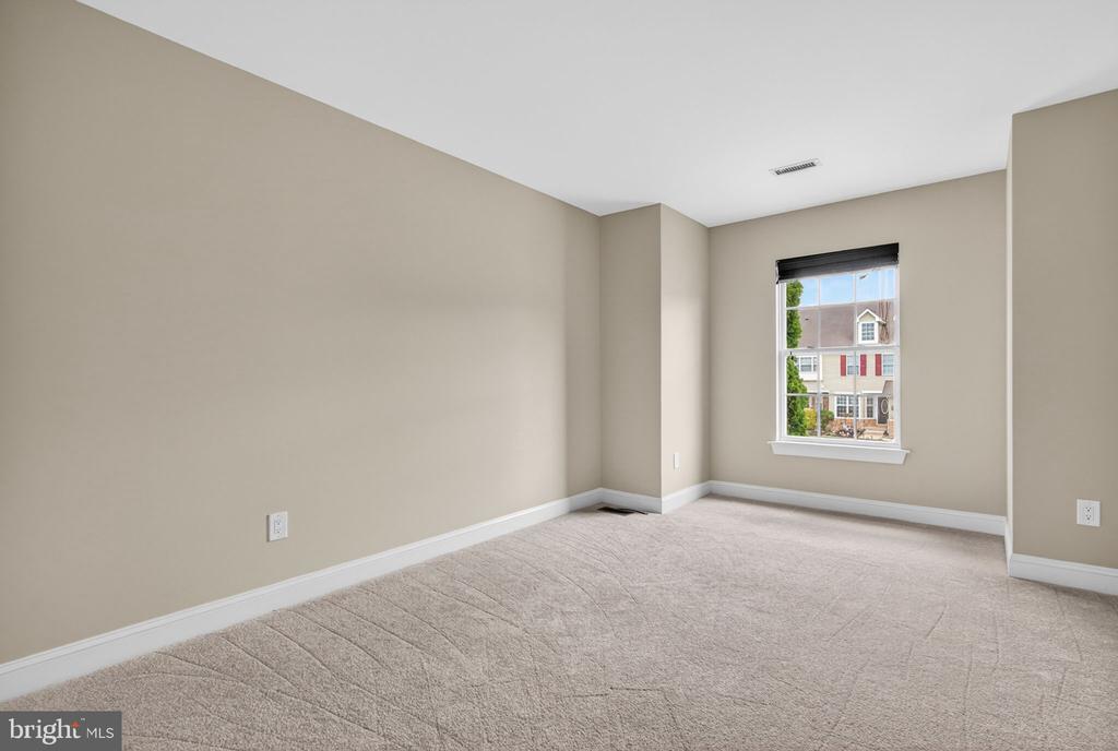 323 KESWICK DRIVE