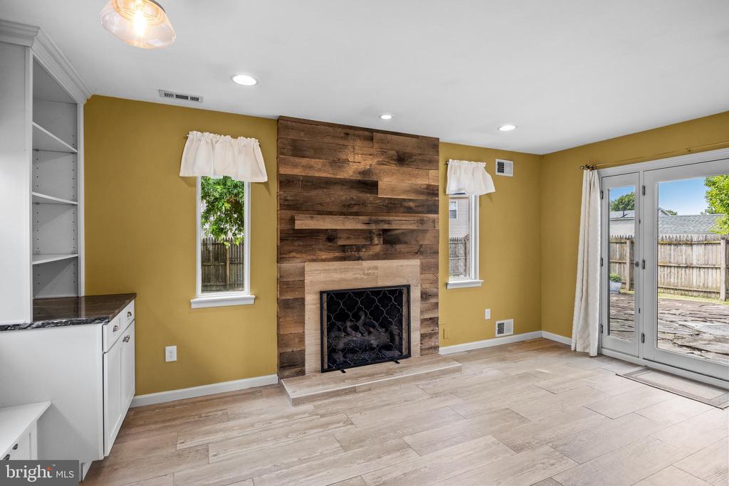 118 E ROBINS RUN E