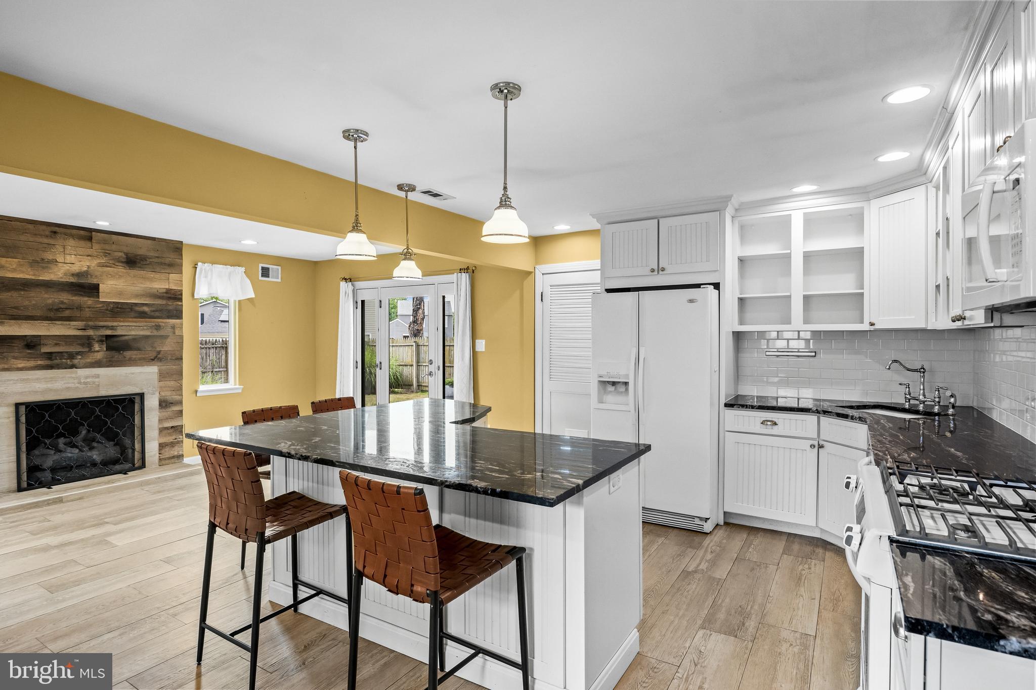 118 E ROBINS RUN E