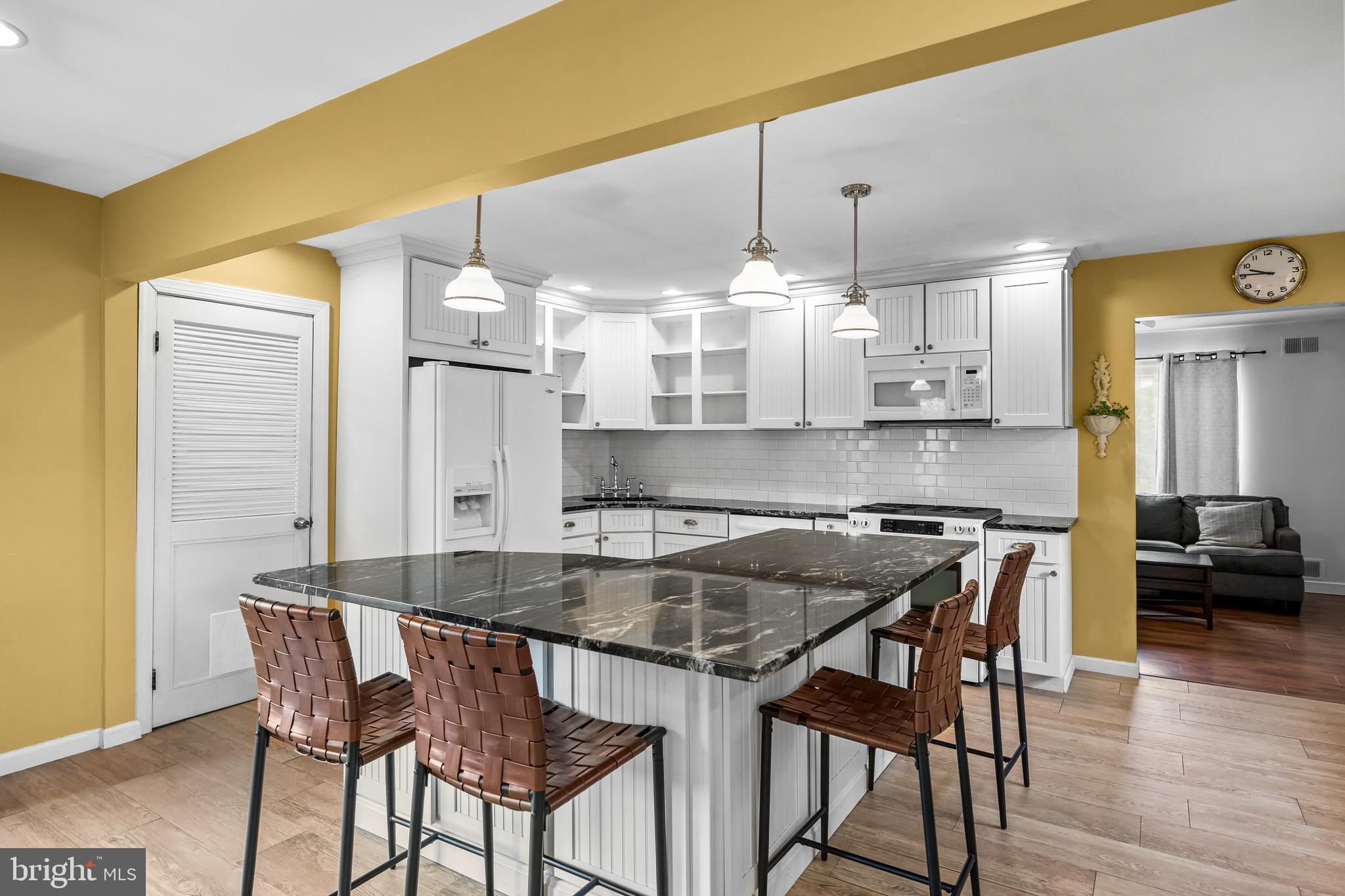 118 E ROBINS RUN E