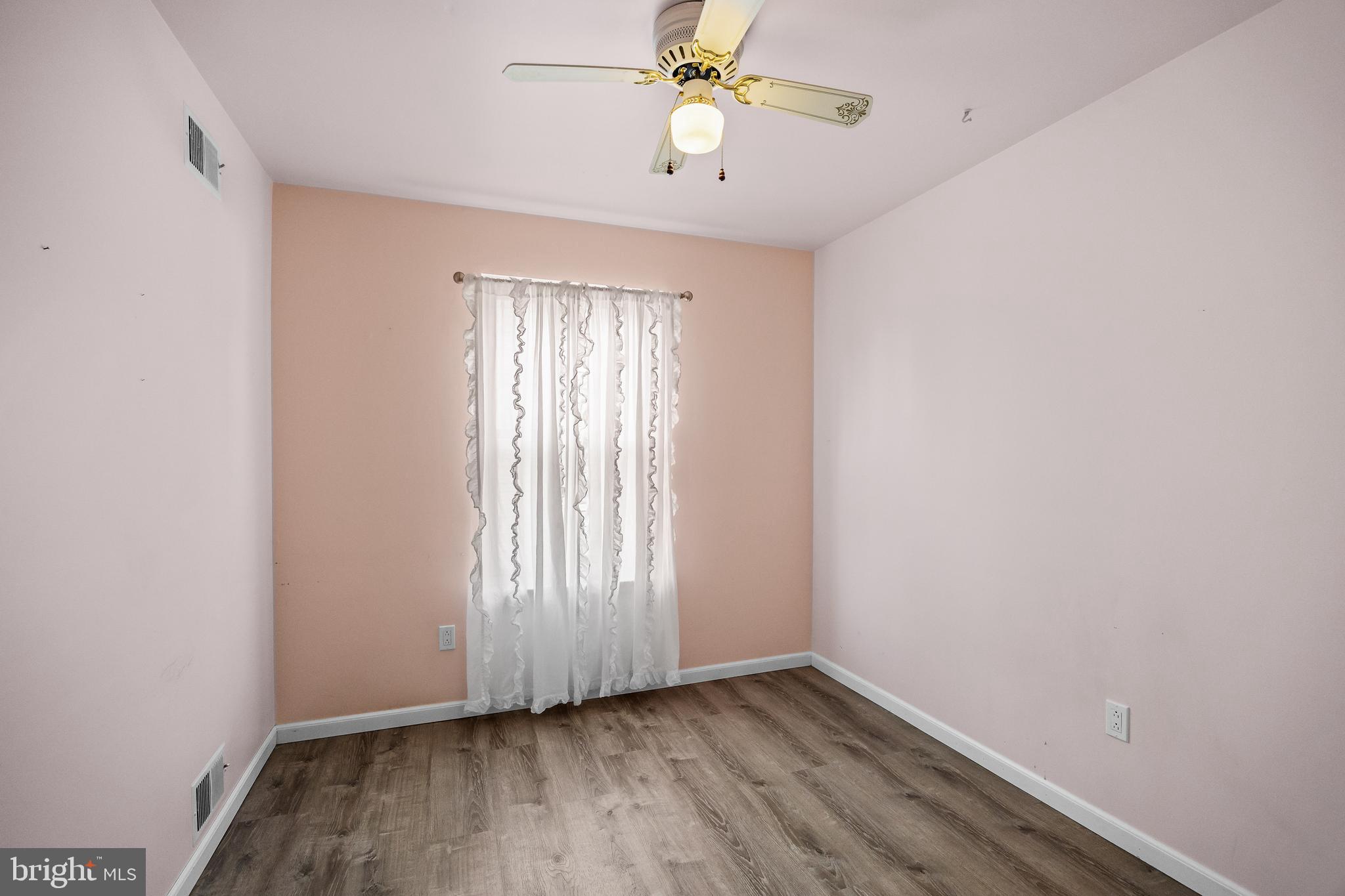 118 E ROBINS RUN E