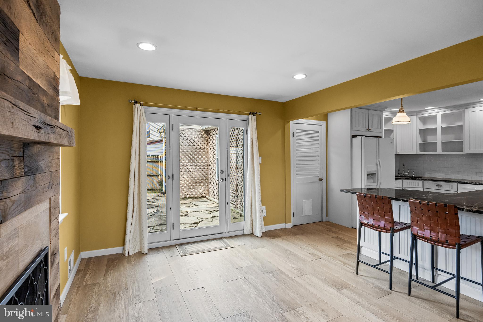 118 E ROBINS RUN E