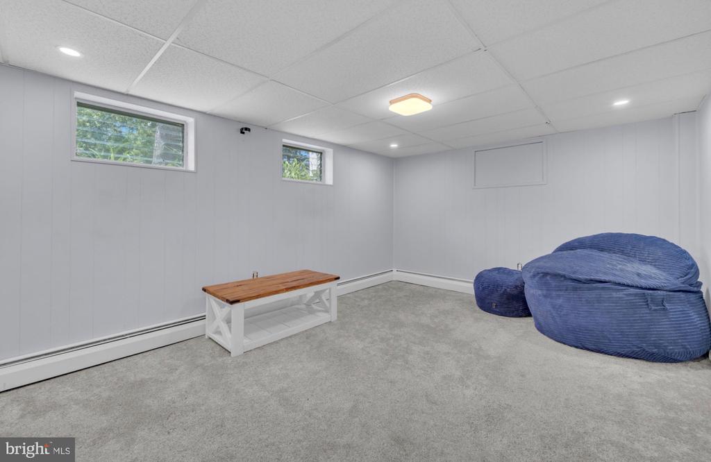 1181 Byrd Dr, -6035, United States