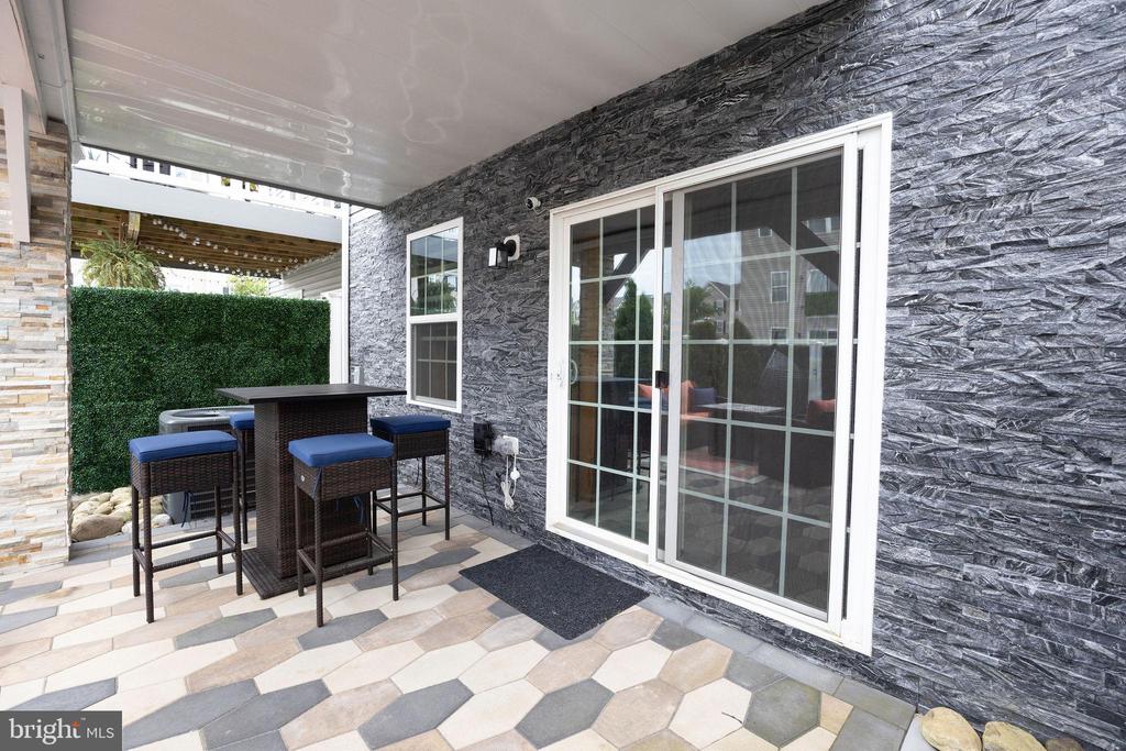 112 PINNACLE PLACE