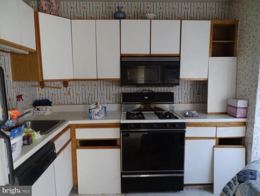 2607 THISTLEDOWN CT