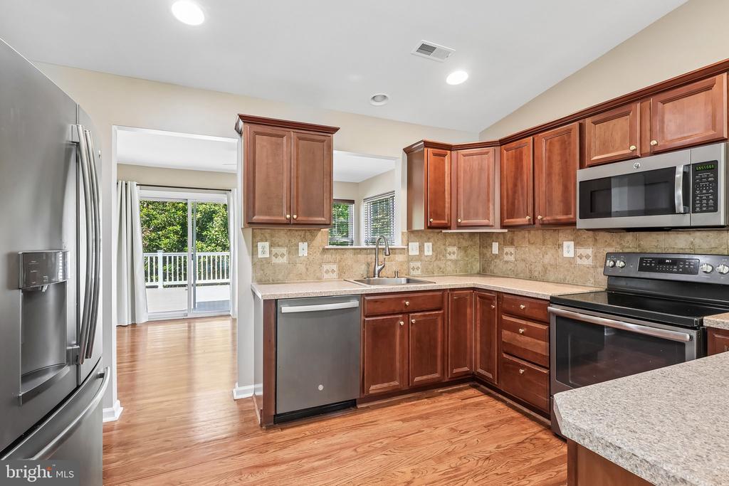 779 CHICKORY TRAIL