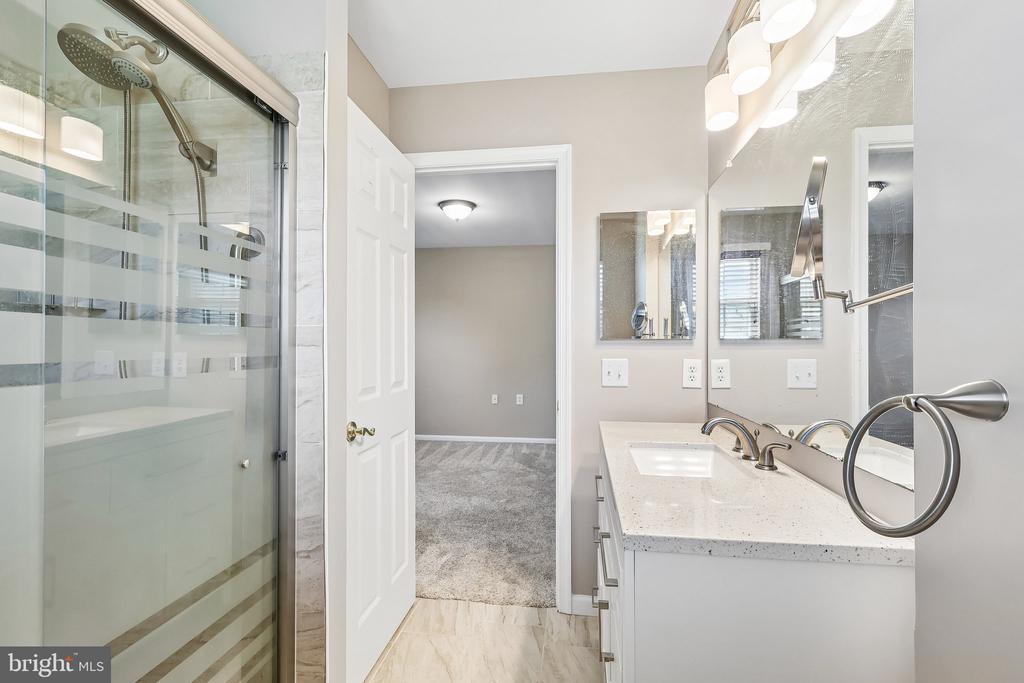 779 CHICKORY TRAIL