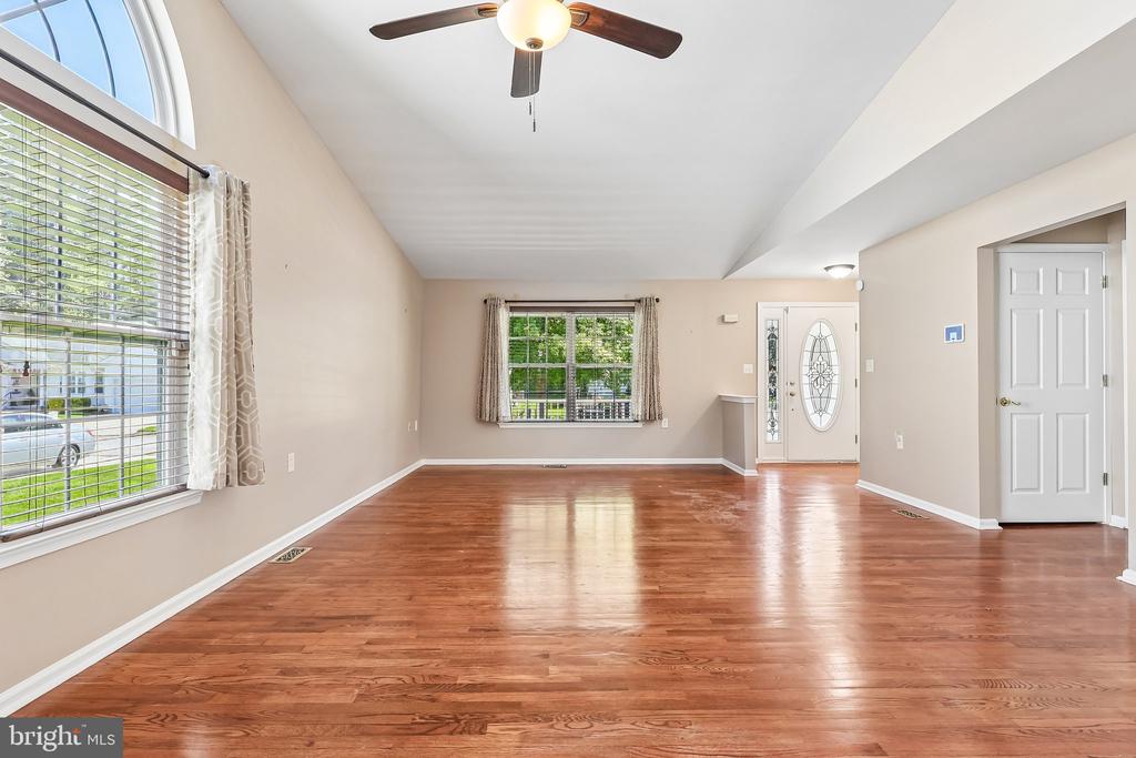 779 CHICKORY TRAIL