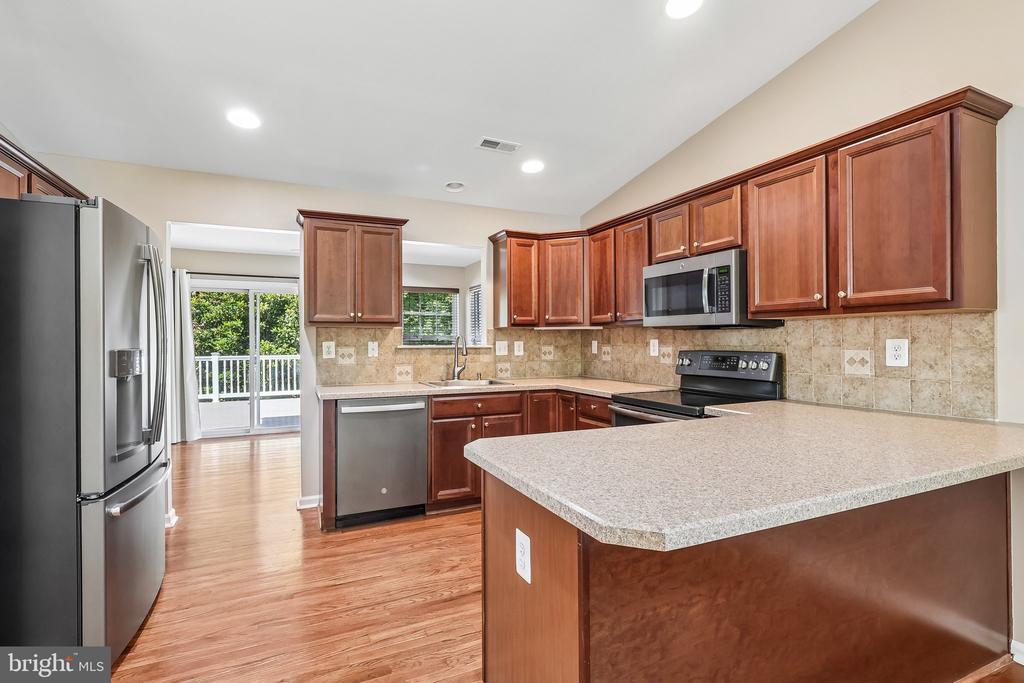 779 CHICKORY TRAIL