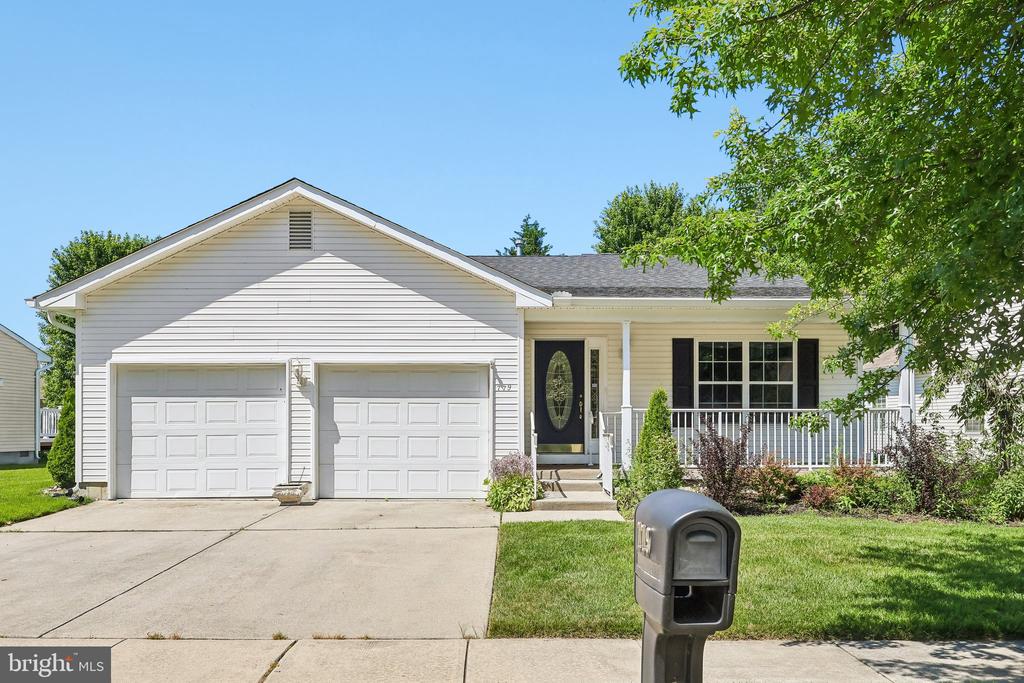 779 CHICKORY TRAIL