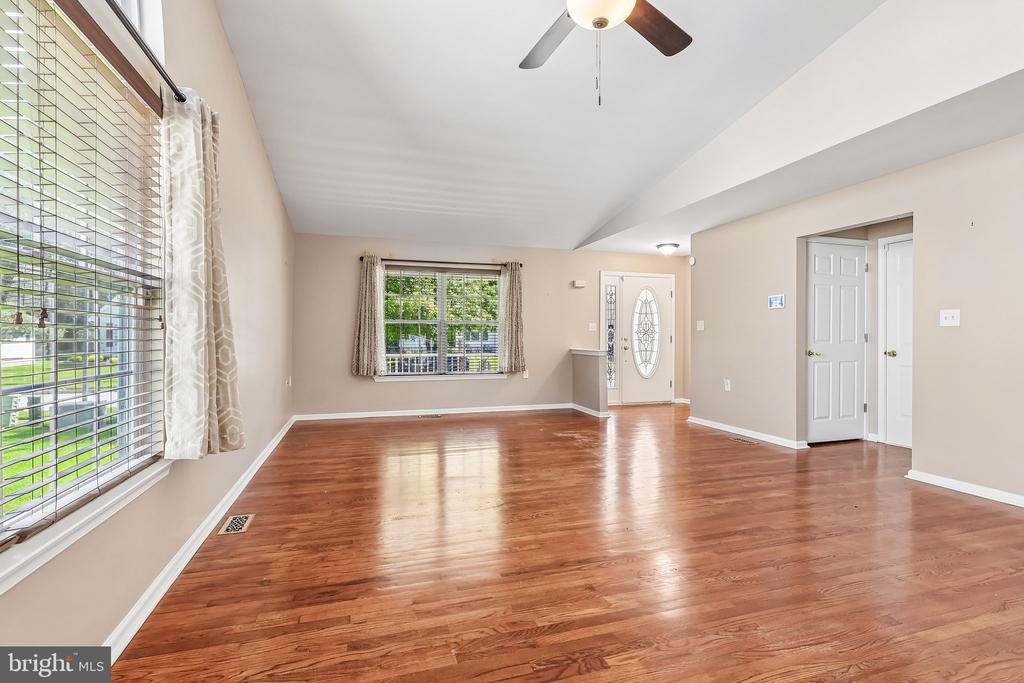 779 CHICKORY TRAIL