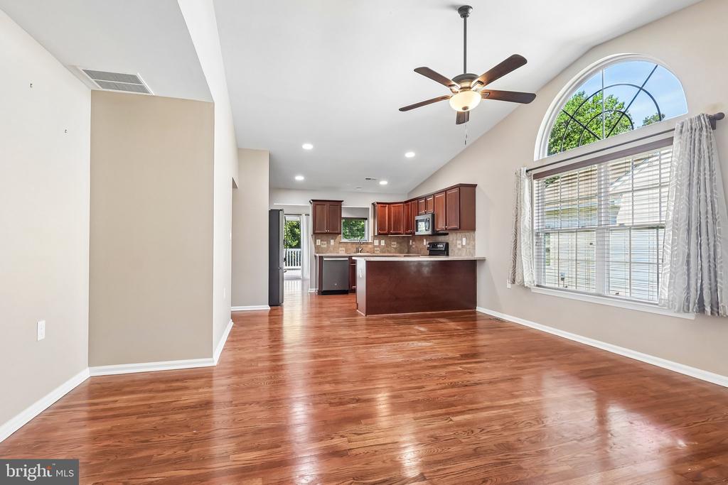 779 CHICKORY TRAIL