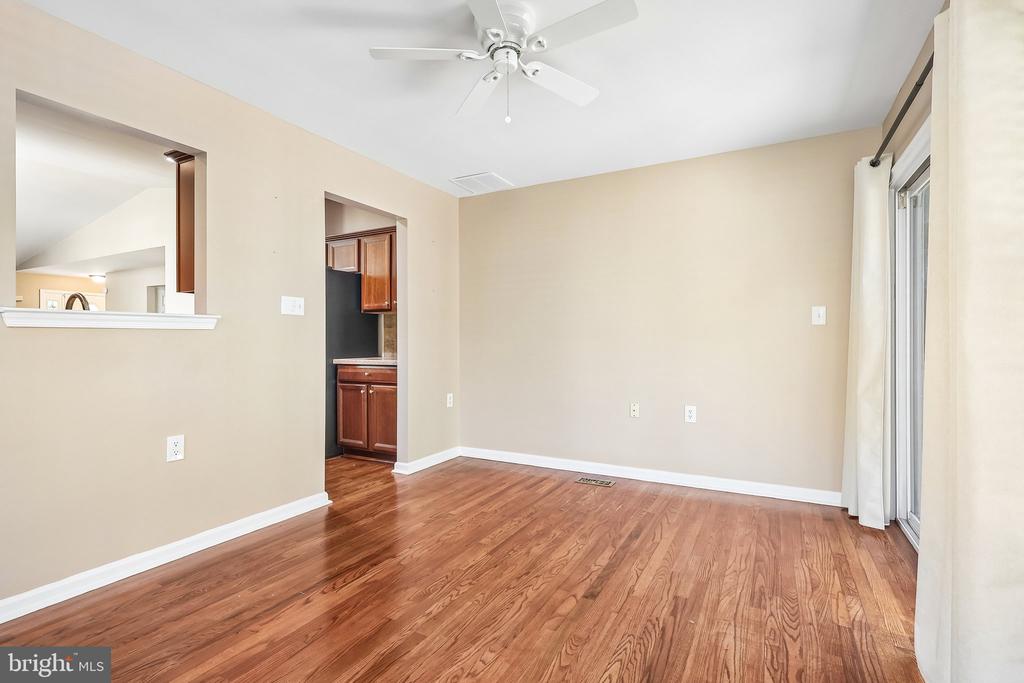 779 CHICKORY TRAIL