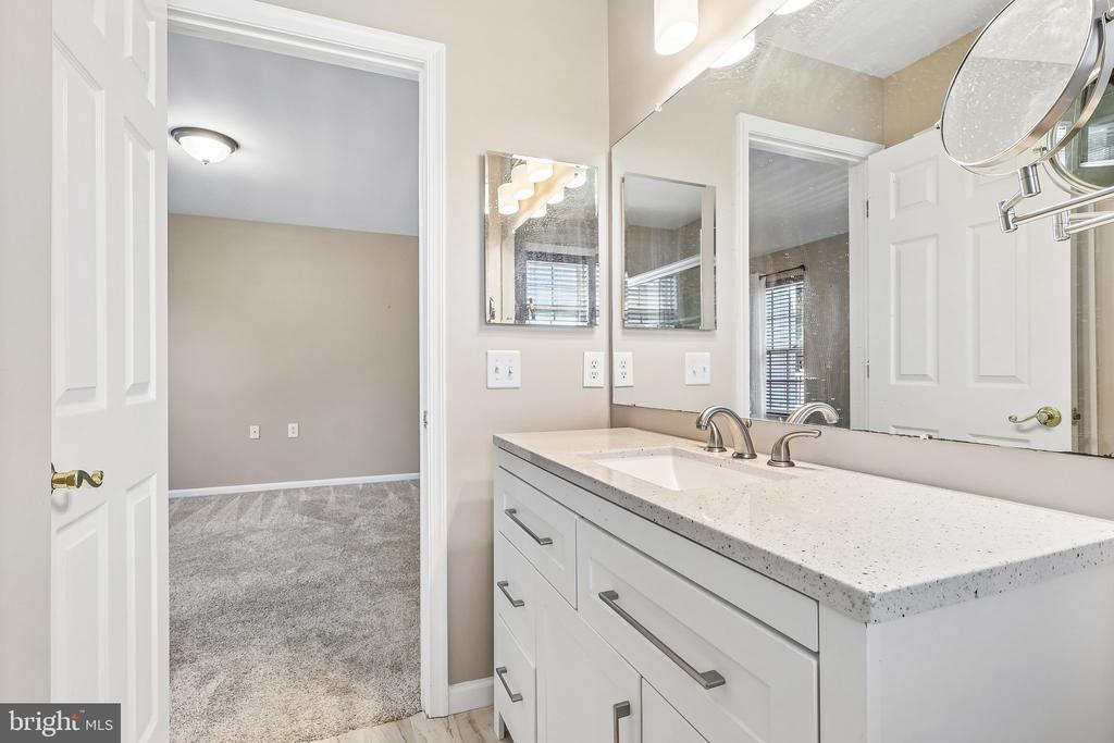 779 CHICKORY TRAIL