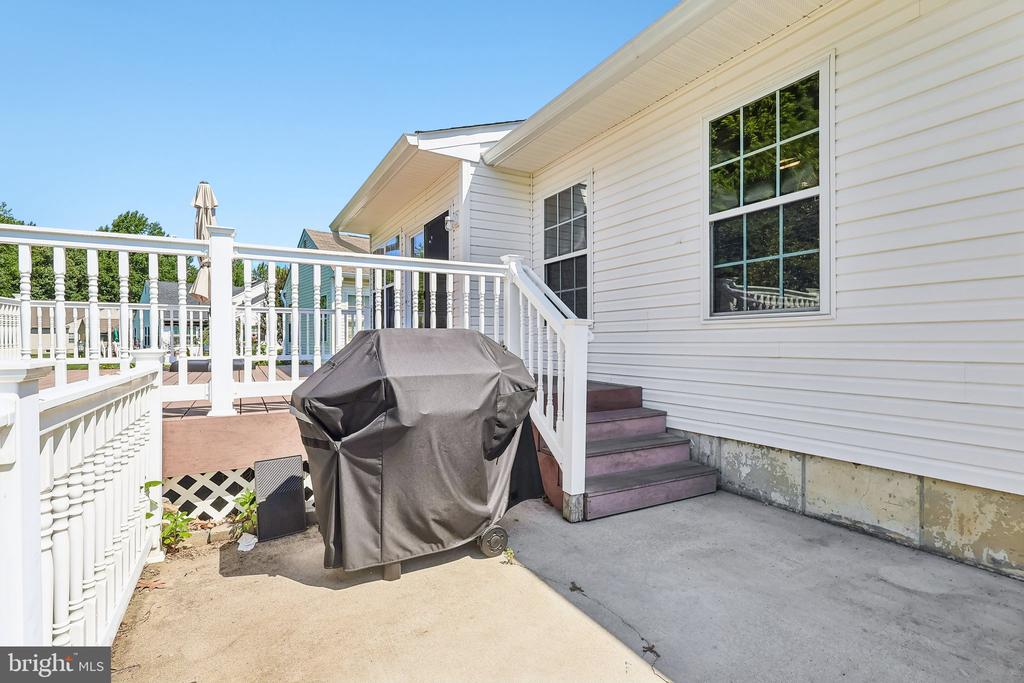 779 CHICKORY TRAIL