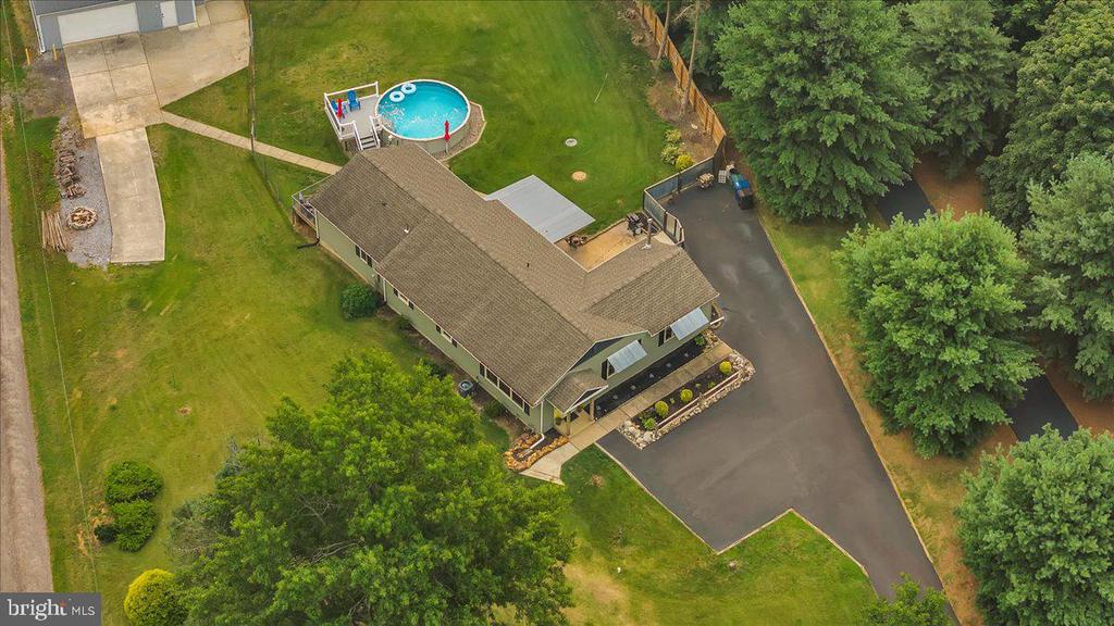 76 E TOMLIN STATION ROAD