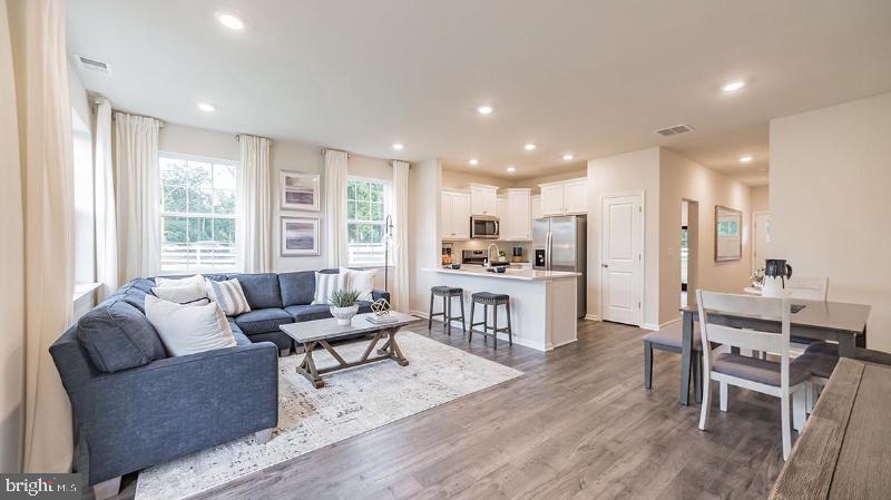 313 MAZZEO DRIVE
