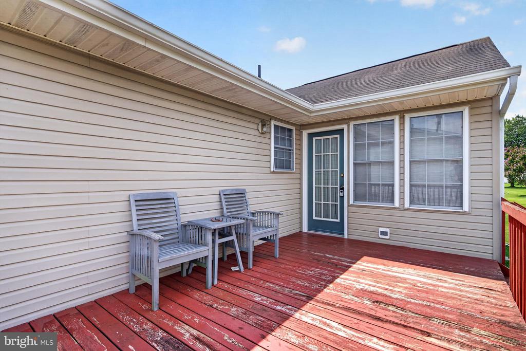 120 PARASOL PLACE