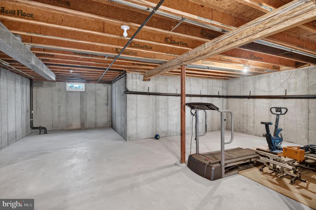 120 PARASOL PLACE