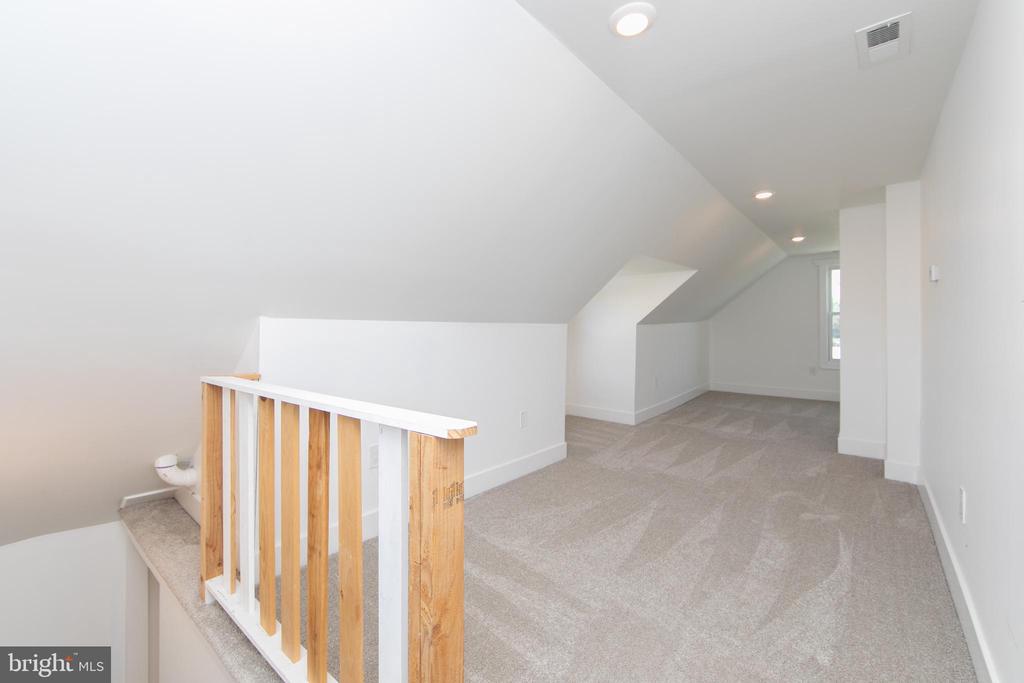 314 ANDERSON AVENUE