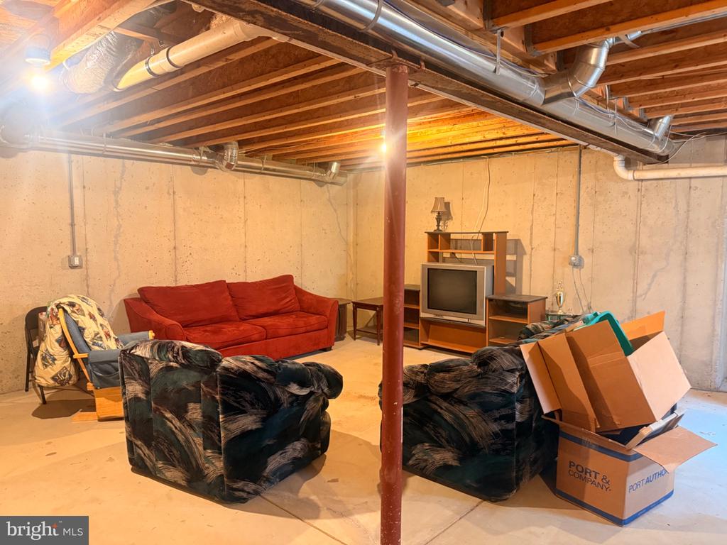 778 E MALAGA ROAD
