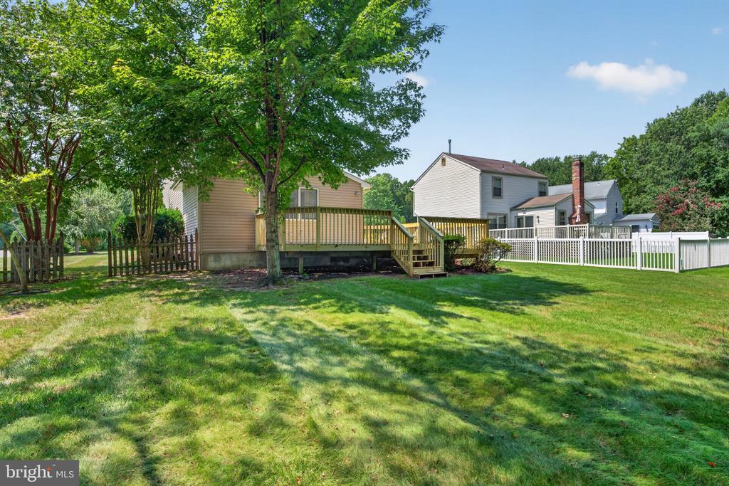 27 TALLOWOOD DRIVE