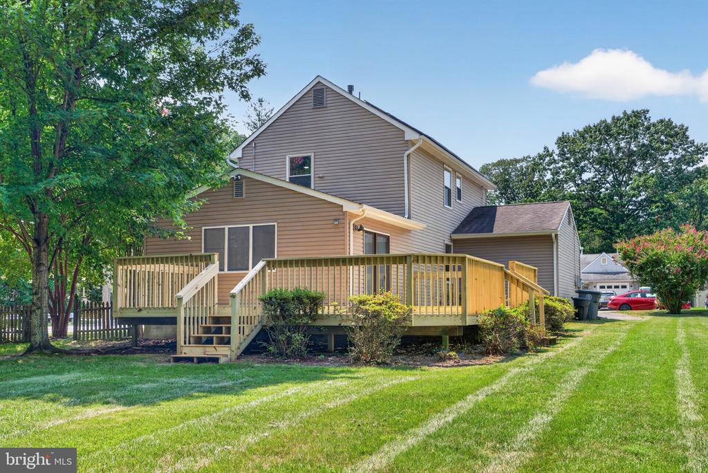 27 TALLOWOOD DRIVE