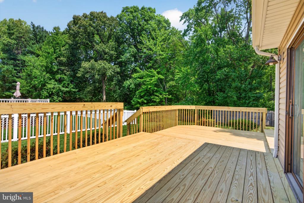 27 TALLOWOOD DRIVE