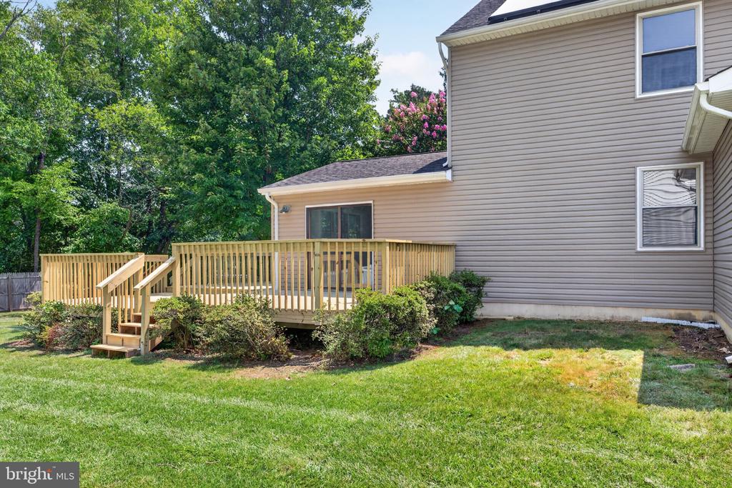 27 TALLOWOOD DRIVE
