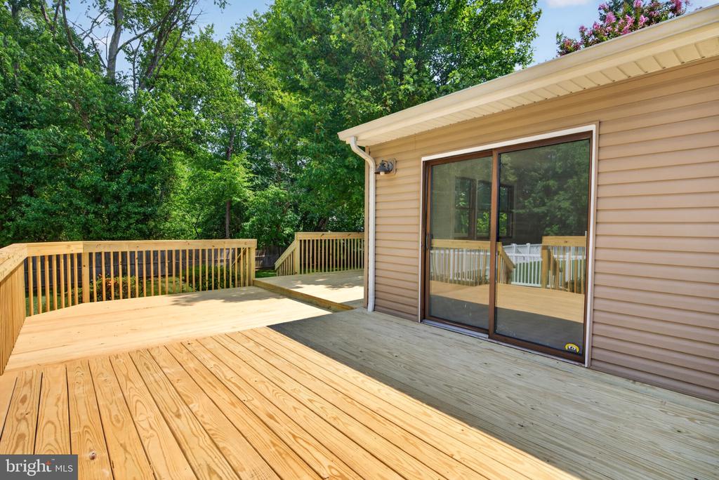 27 TALLOWOOD DRIVE
