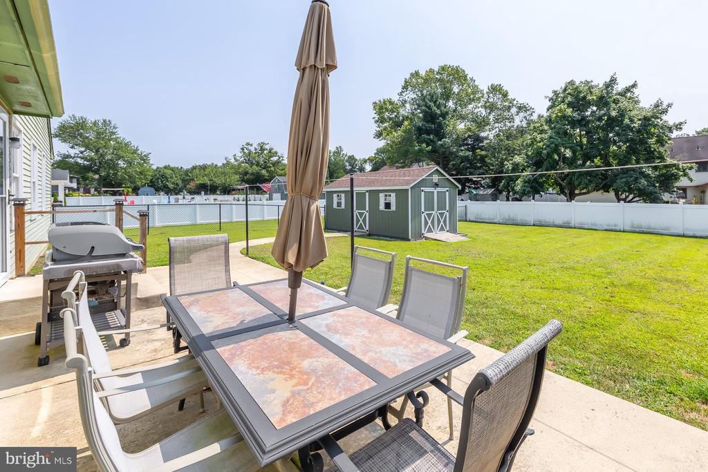 110 RIDGEWAY LANE