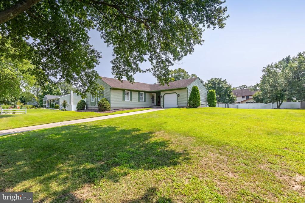110 RIDGEWAY LANE