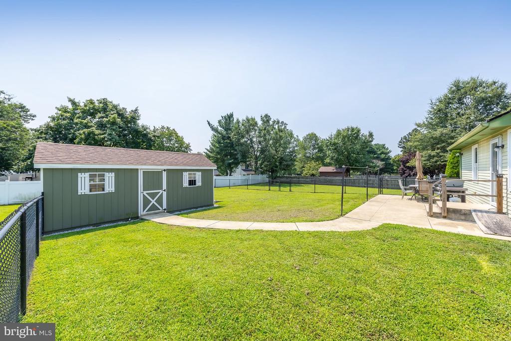 110 RIDGEWAY LANE