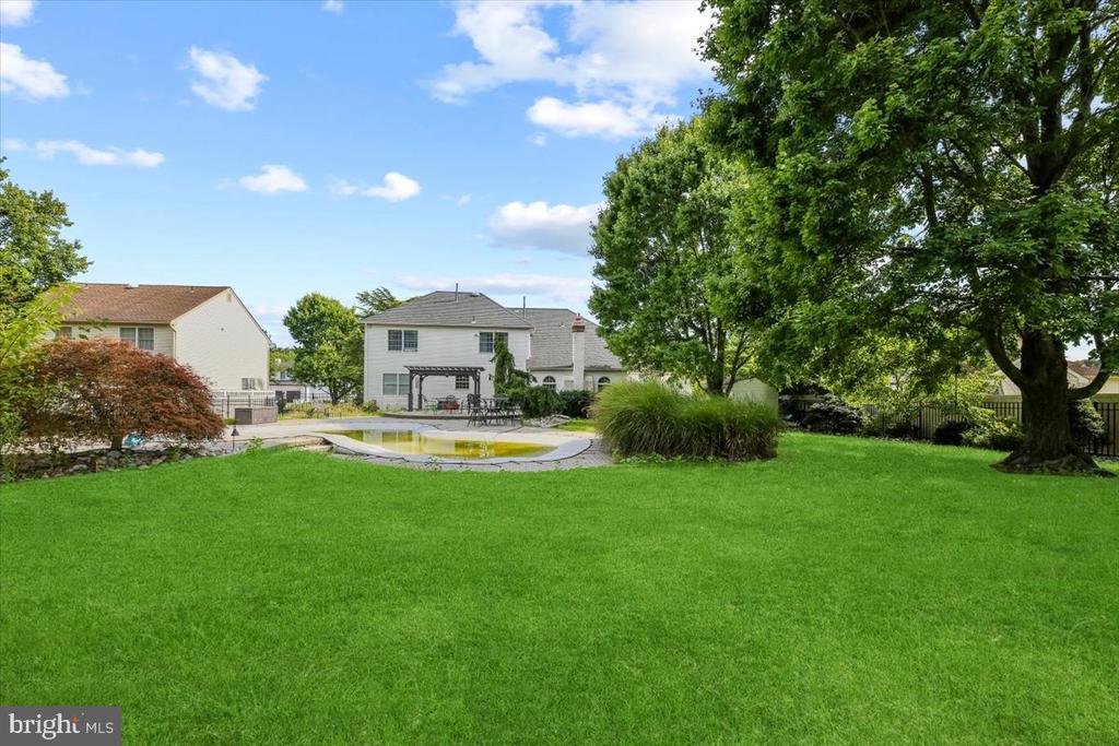 19 RICKLAND DRIVE